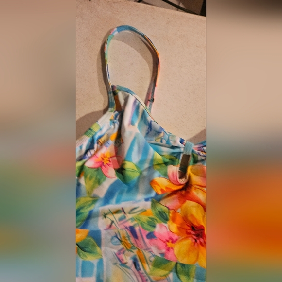 Vintage Islander 2 piece bathing suit - Picture 7 of 9